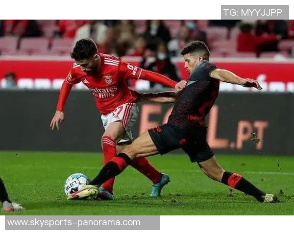 英超焦点战平局解析皇马与本菲卡的战术博弈与意外瞬间回顾